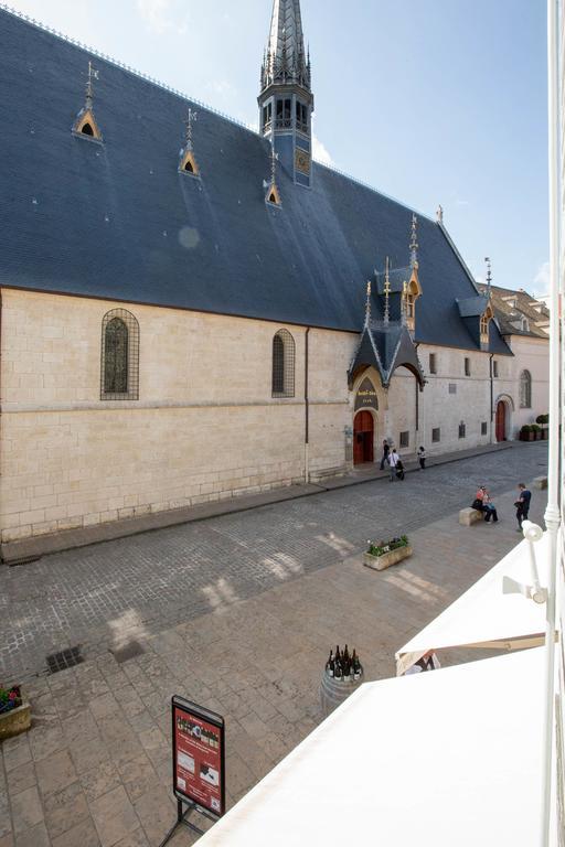 Le Pavean Apartment Beaune  Room photo